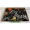 Image 1 : LOT OF 40 PROFESSIONAL HAIR CUTTING SCISSORS INCL