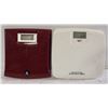 Image 1 : BATHROOM SCALES SET OF 2 WITH BATTERIES