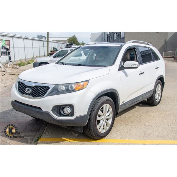 2011 KIA SORENTO EX