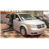 Image 2 : 2010 DODGE GRAND CARAVAN WHEELCHAIR ACCESSIBLE SXT