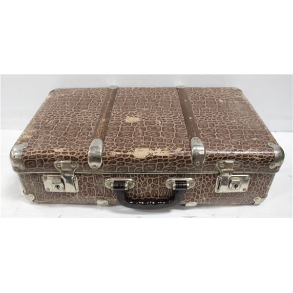 VINTAGE BRIEFCASE