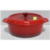 Image 1 : CAST IRON OVAL DUTCH OVEN, DURABLE, OVEN SAFE
