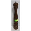 Image 1 : PEPPER MILL 15"