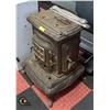 Image 2 : CAST IRON WOOD BURNING STOVE WITH ALL PARTS