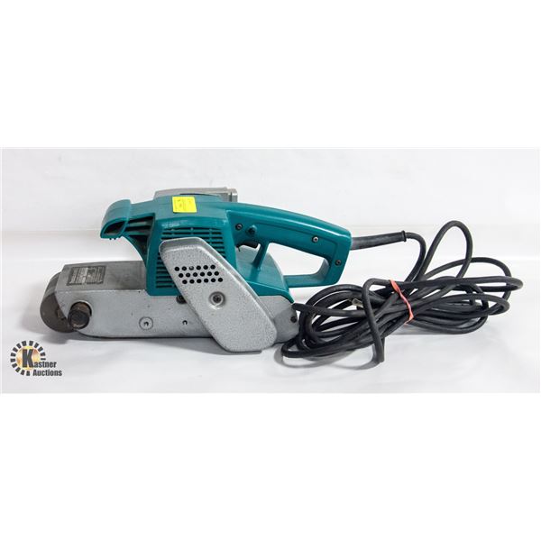MAKITA BELT SANDER (TESTED)