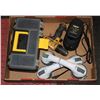 Image 1 : BOX OF TOOLS