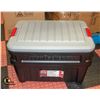 Image 1 : NEW RUBBERMAID ROUGHNECK ACTION PACKER TOTE 90.8L