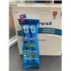 Image 2 : Crest Minibrush Toothbrushes 24ct