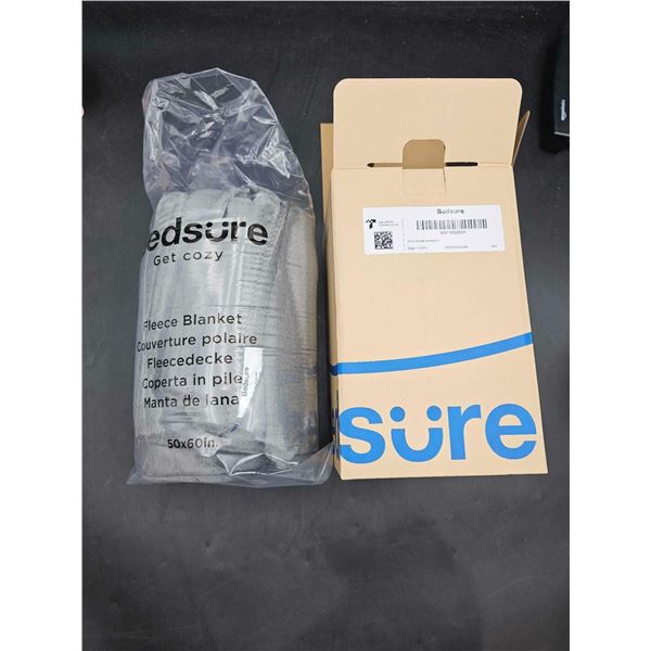 Bedsure Flannel Blanket (50in x 60in)