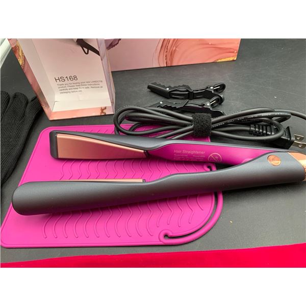 Landot Ceramic Flatiron, Travel Bag and Heat Protectant Glove