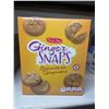 Image 1 : Ginger Snap Cookies 8 x 250g