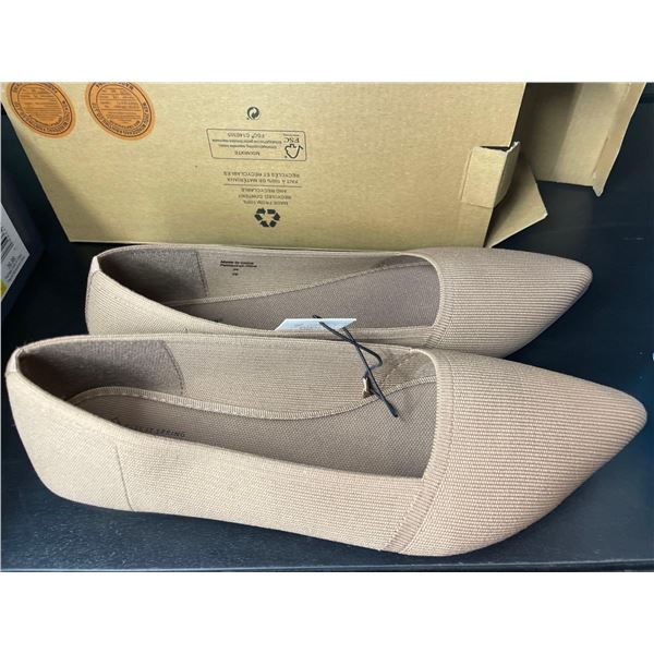 B.E.D Foam Woodsmoke Ladies Flats Size 11