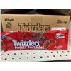Image 2 : Twizzlers Twists Strawberry Candy 24 x 227g