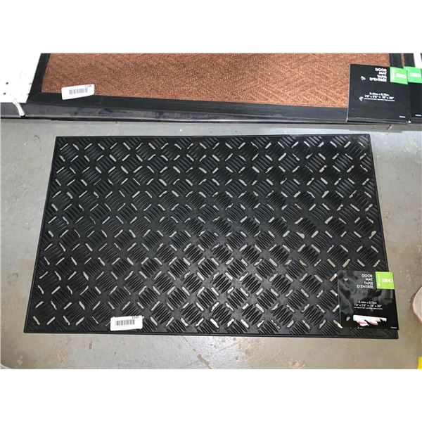 Korhani Studio 1'6" x 2'6" Door Mat