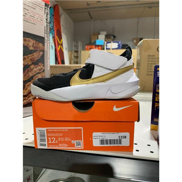 Nike Team Hustle D 10 Size 12c Black/Gold -White Runners