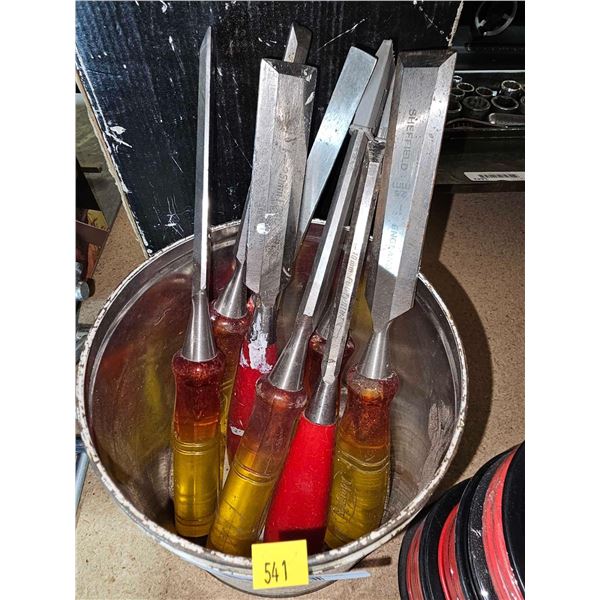 Lot of 8 Assorted Chisels