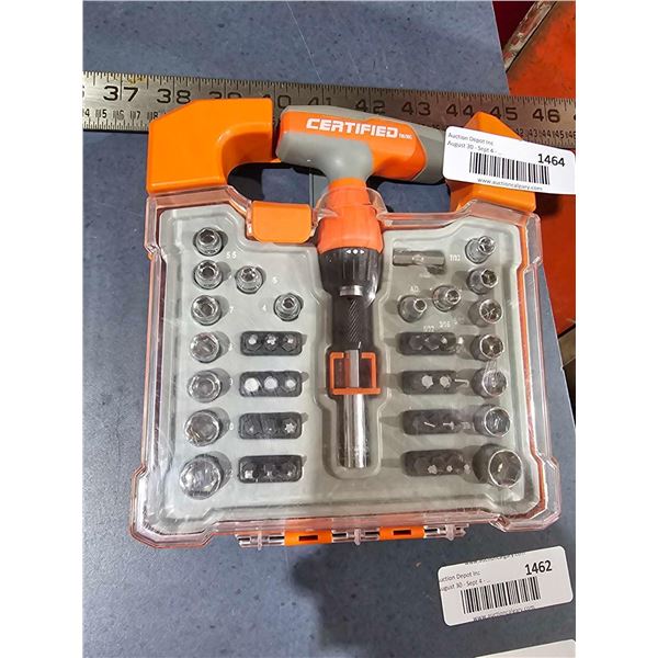 Certifies Ratcheting Screwdriver Socket Set