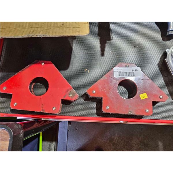 2 Pc Large Arrow Welding Magnets