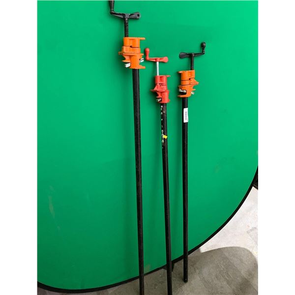 4ft to 4ft-6in Adjustable Pipe Clamps