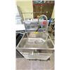 Image 2 : STAINLESS STEEL SINK