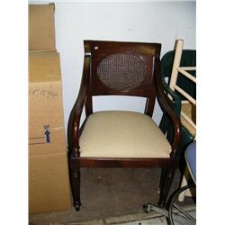 Nice mahogany finish armchair (238)