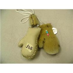 CHOICE on 7 mitten yo-yos Marie Anariak from Togiak (2)