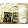 Image 12 : CHOICE on 2 huge lots of over 100 pieces of jewelry: earrings, bracelets and hair clips (700)