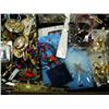 Image 5 : CHOICE on 2 huge lots of over 100 pieces of jewelry: earrings, bracelets and hair clips (700)