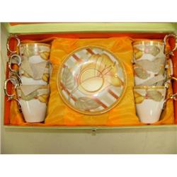 CHOICE on 3 Chinese cups and saucer sets (8888)