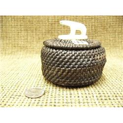 Baleen basket 3.75", by Hubert Koonik, Pt. Hope done in 1972 (3)