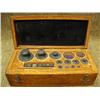 Image 1 : Wood case and set of brass weights (3)