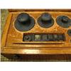 Image 2 : Wood case and set of brass weights (3)