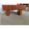 Image 2 : Vintage Mid Century Modern Teak Side Table 30'' x 22'' x 15'' H