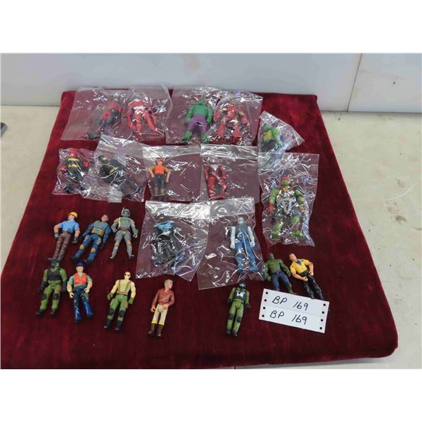22 Action Figures