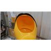 Image 8 : 40'' Goldfish Cracker Store Display on Casters