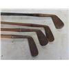 Image 2 : 4 Vintage Wood Golf Clubs 