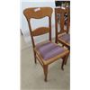 Image 2 : 3 Oak Kitchen Chairs 