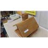 Image 2 : Large Cabin Style Bird Feeder 17'' x 16'' x 12'' 