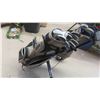 Image 8 : Set of Mens (14) Right Handed Golf Clubs with Cart  