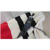 Image 8 : 2 NHL Sunbeam Electric Blankets Calgary + Chicago 