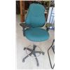 Image 2 : Waiting Room Arm Chair, Adjustable Height Swivel Office Chair 