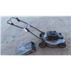 Image 1 : Craftsman 6.5HP Self Propelled Walk Behind Mower with Bagger -Runs 