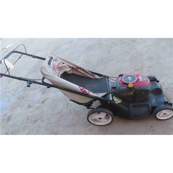 Craftsman 6.7 Self Propelled Walk Behind Mower with Bagger 