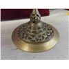 Image 3 : 2 Marble Top with Brass Stand Side Tables 15'' x 17 1/2'' H 
