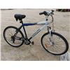 Image 9 : Revolution Gateway Mens 26'' Bike with Kick Stand 