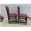 Image 2 : 2 Wood Childrens Chairs - Seat Height 9 1/2'' 