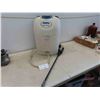 Image 1 : Back Pack Sprayer with Nozzle 
