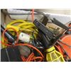 Image 2 : Trouble Lights, Retracting Extension Cord, 230 Amp Cords 