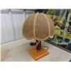 Image 8 : 2 Table Lamps with Oak Bases and Wicker Style Shades 18'' + 25'' Tall 