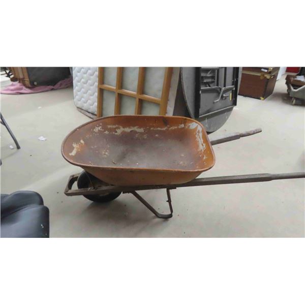 Rubber Tired Wheelbarrow 